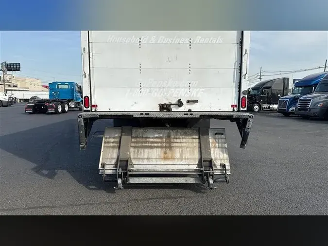 2019 FREIGHTLINER M2-106