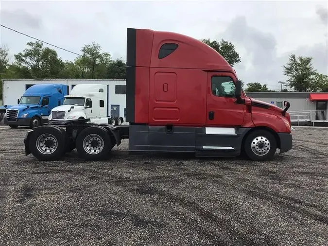 2020 FREIGHTLINER CASCADIA