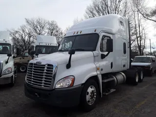 2015 FREIGHTLINER/MERCEDES CASCADIA 125