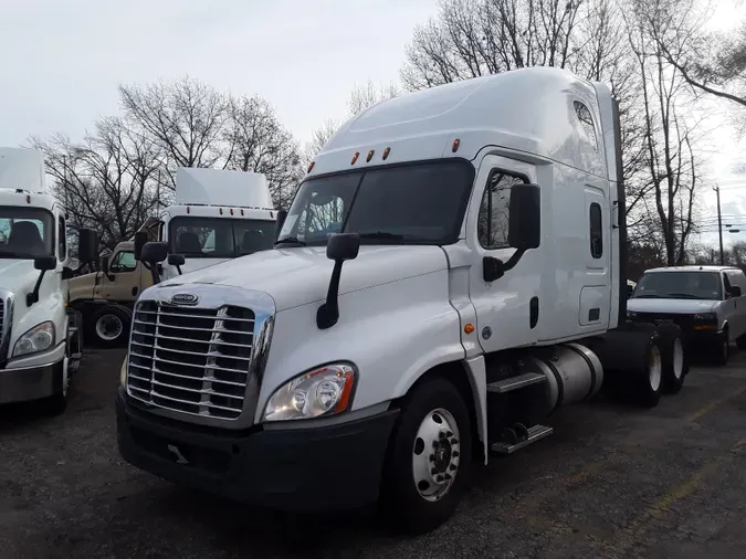 2015 FREIGHTLINER/MERCEDES CASCADIA 12508e0b874ba8aa6e0593f9e92f8664578