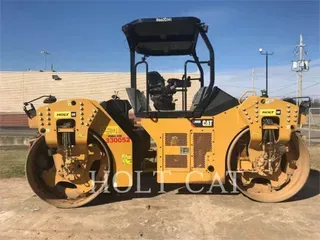 2016 Caterpillar CB66B