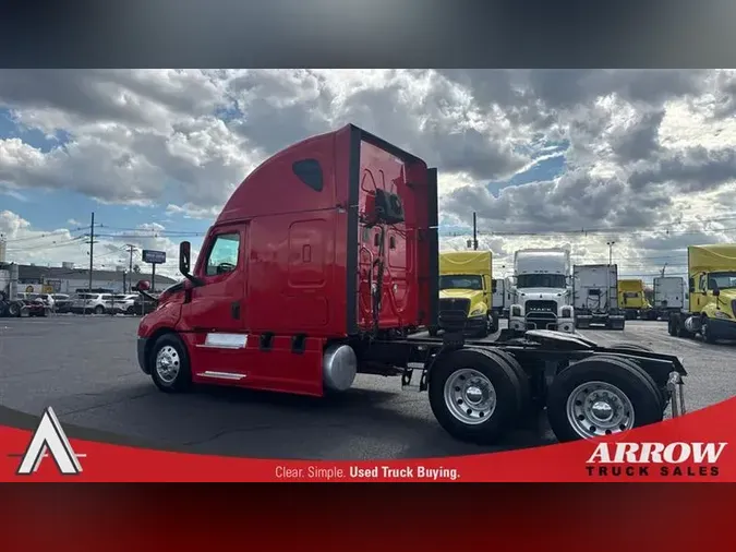 2022 FREIGHTLINER CA126