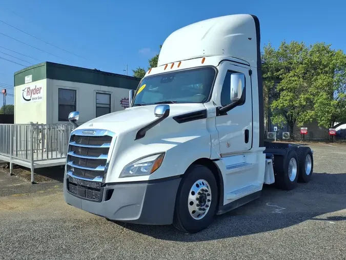 2023 FREIGHTLINER/MERCEDES NEW CASCADIA PX1266408e365a52c4ab085bf2d1a331ac0a57b