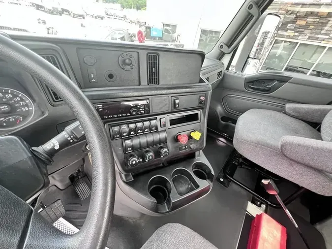 2020 International LT625