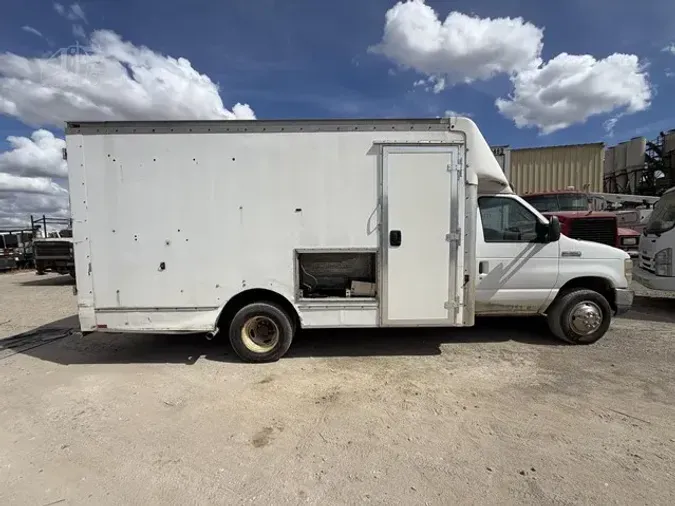 2008 FORD E35008e7037f76487c57dea97cc7d5419d63
