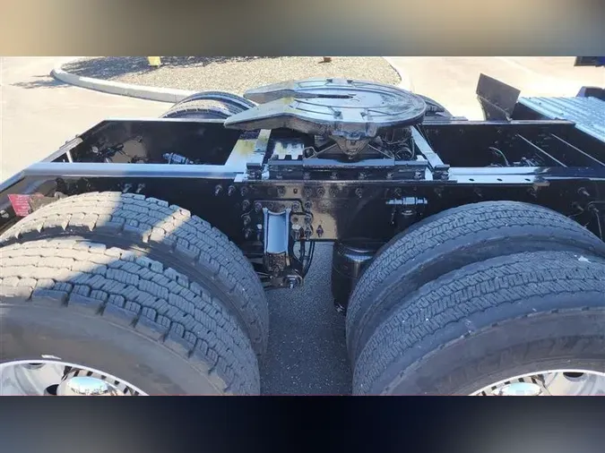 2022 VOLVO VNL76008ea9e140c44dbe322d1896837a2bf87