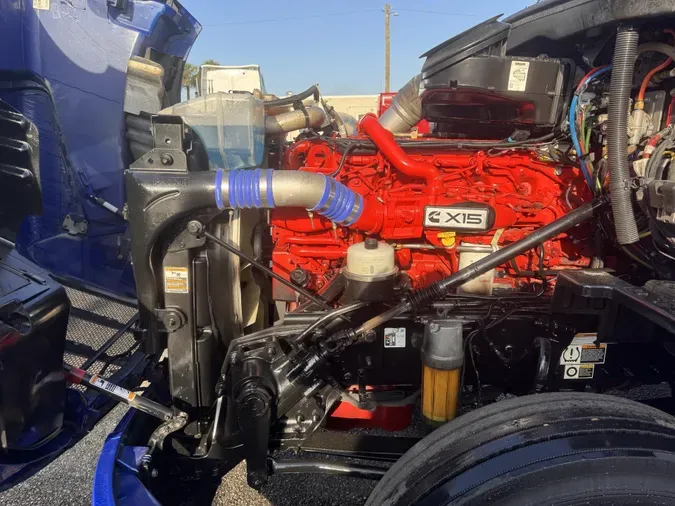 2022 Peterbilt 579