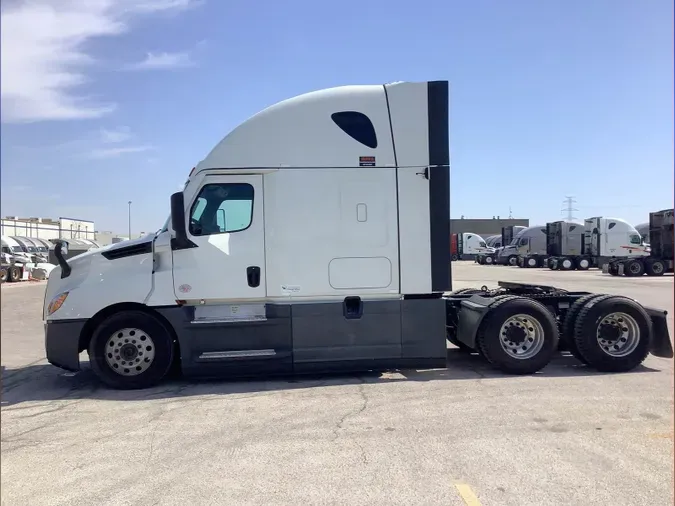 2021 Freightliner Cascadia