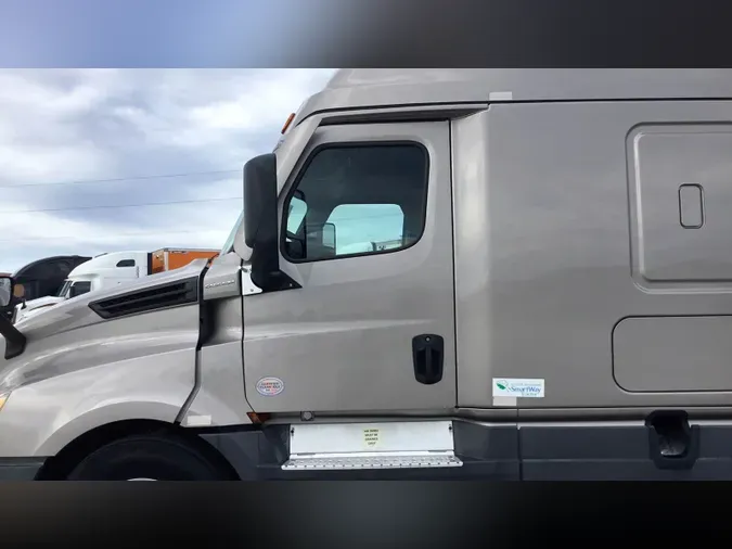 2021 Freightliner Cascadia