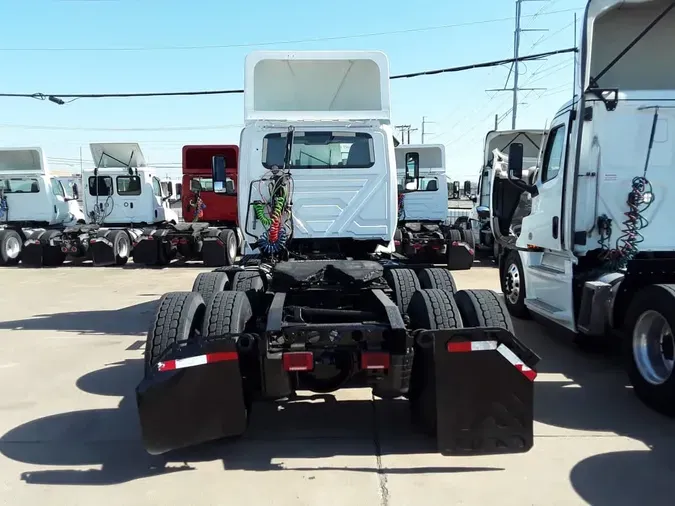 2018 NAVISTAR INTERNATIONAL LT625 DAYCAB T/A