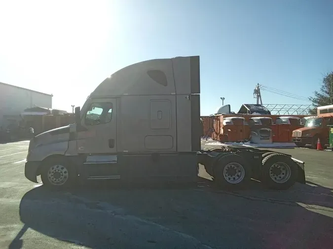 2021 Freightliner Cascadia