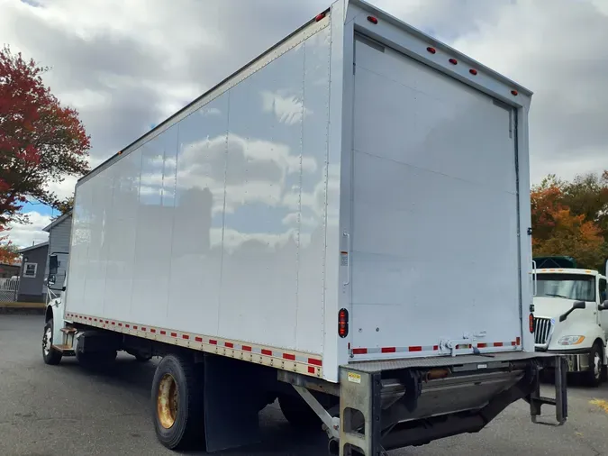 2019 FREIGHTLINER/MERCEDES M2 106