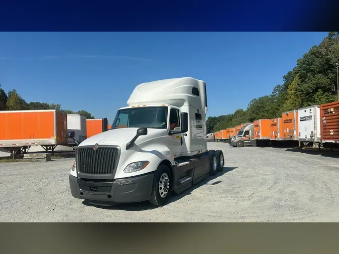 2022 International LT