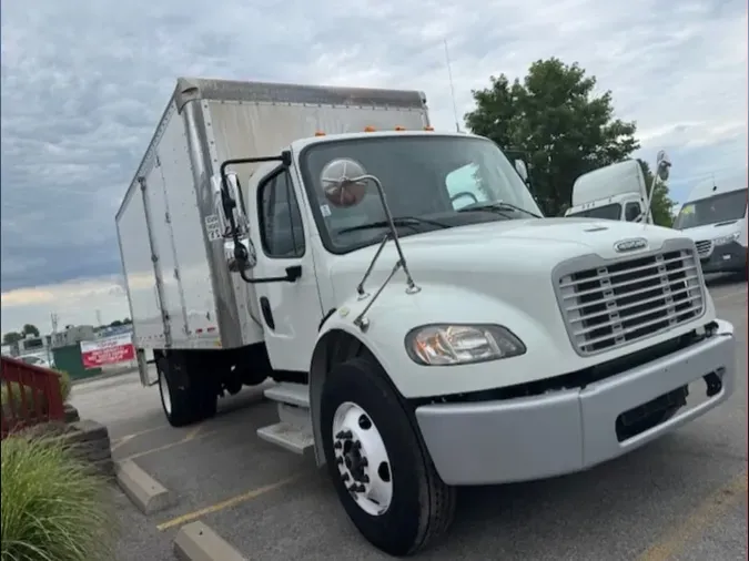 2019 FREIGHTLINER M2 106