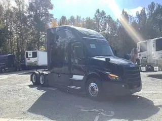 2022 Freightliner Cascadia