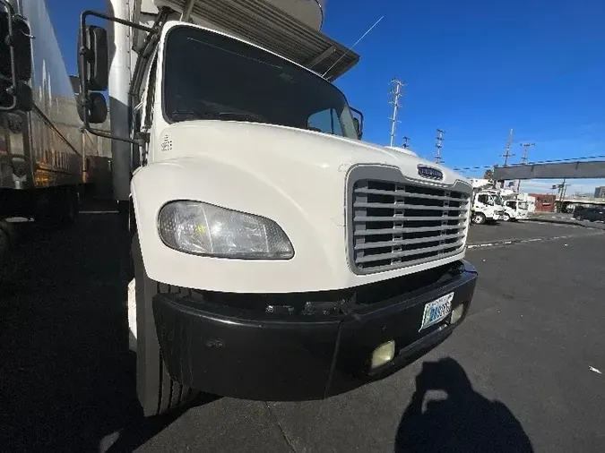 2017 Freightliner M2