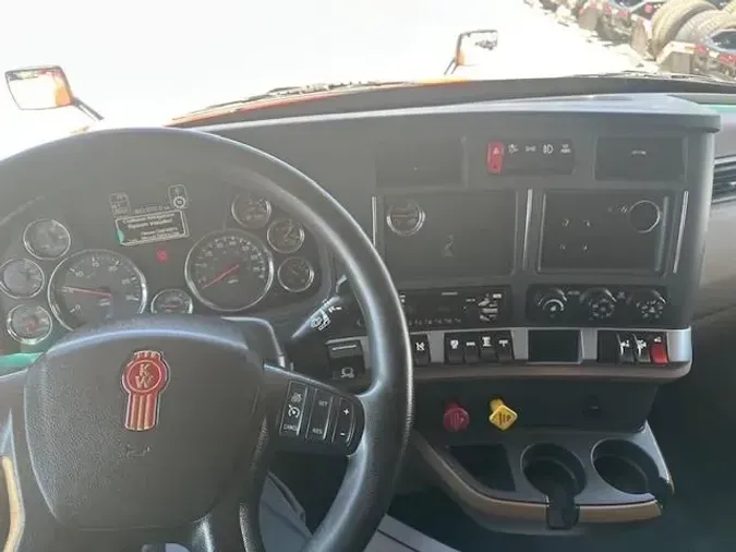 2021 Kenworth T680