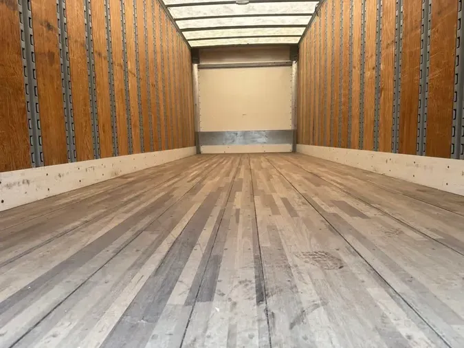 2019 FREIGHTLINER/MERCEDES M2 106