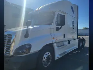 2018 FREIGHTLINER/MERCEDES CASCADIA 125