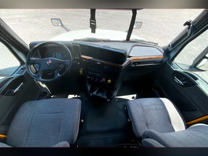 2021 INT LT625 6x4