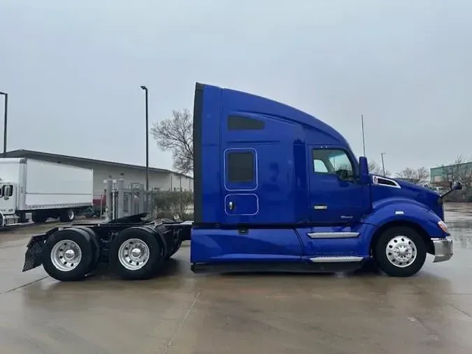 2022 Kenworth T680