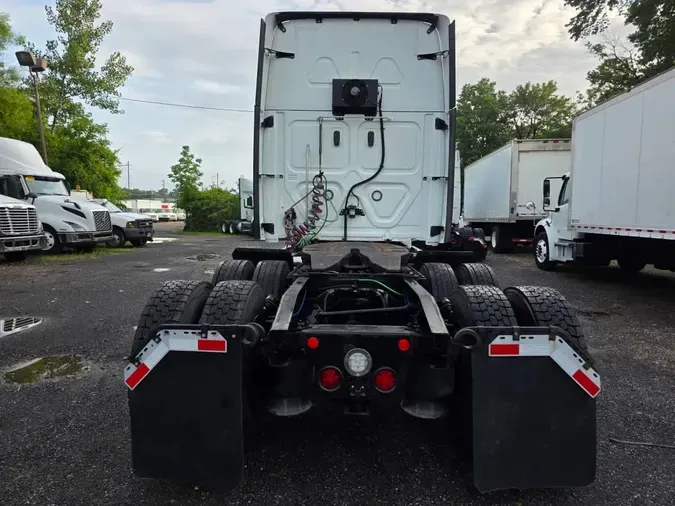 2019 FREIGHTLINER NEW CASCADIA PX12664