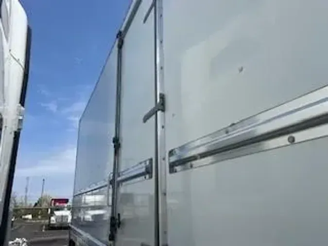 2019 Hino 268A