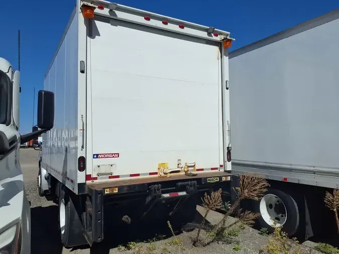 2015 FREIGHTLINER/MERCEDES M2 106