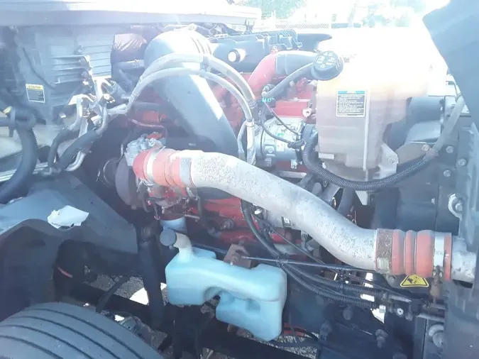2020 NAVISTAR INTERNATIONAL LT625 SLPR CAB