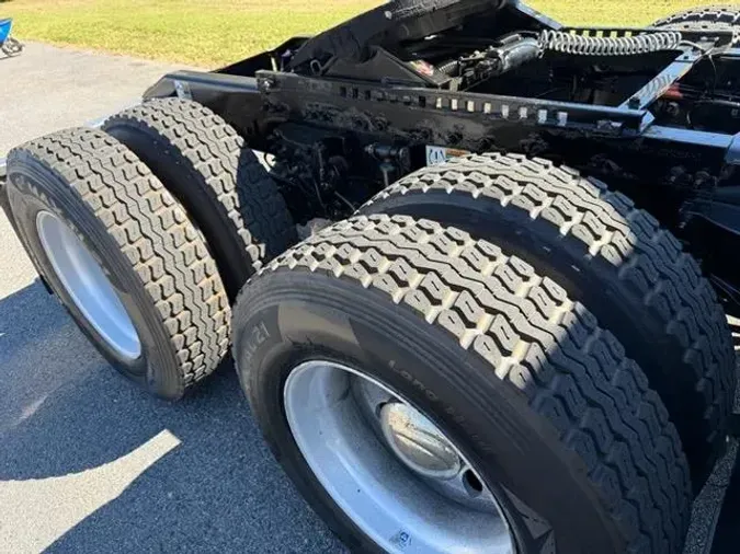 2022 Peterbilt 579090a3265224dc30a84b7d843029eb04f