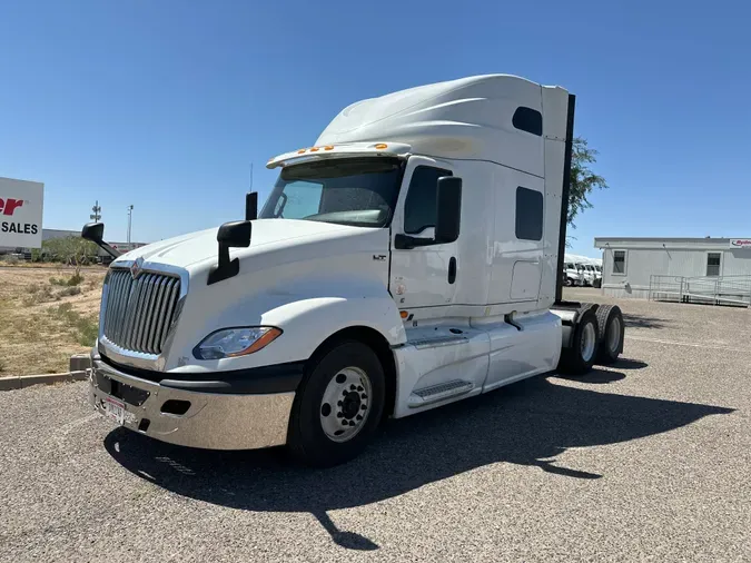 2019 NAVISTAR INTERNATIONAL LT625 SLPR CAB