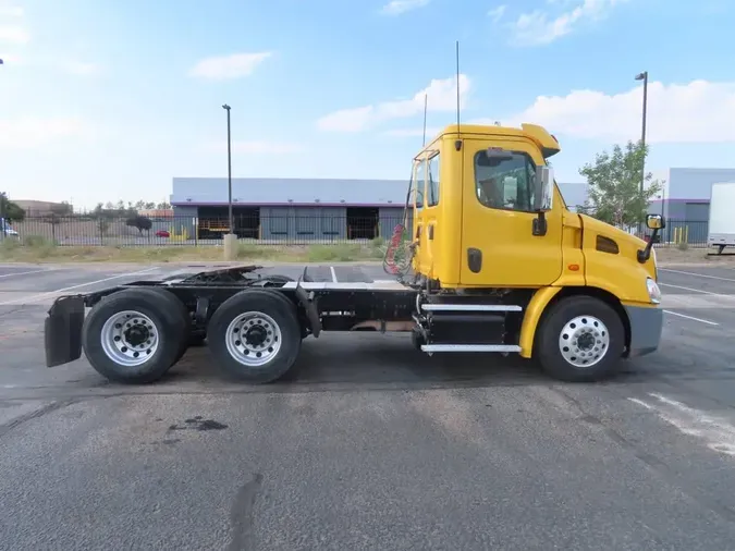 2018 FREIGHTLINER CASCADIA 113