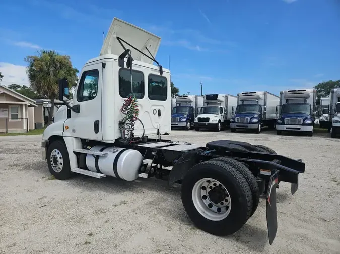 2018 FREIGHTLINER CASCADIA 125
