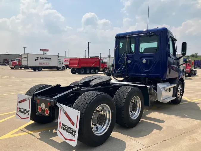 2021 Freightliner Cascadia