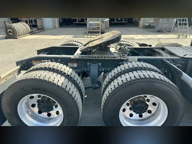 2022 Freightliner Cascadia 126091112324d2b88b86706f4ea24590f65