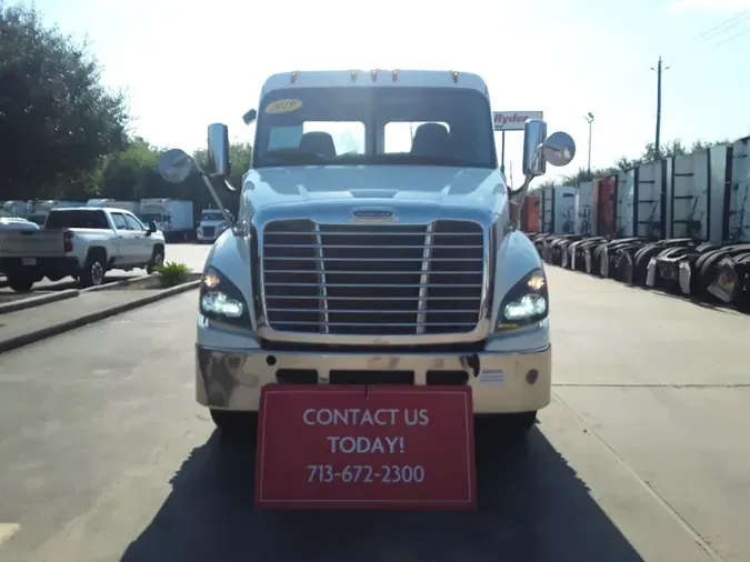 2019 FREIGHTLINER/MERCEDES CASCADIA 125