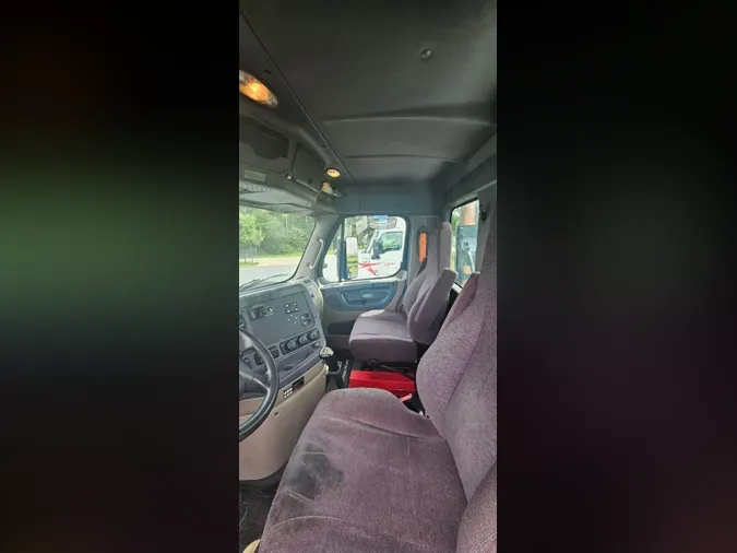 2019 FREIGHTLINER CASCADIA 125