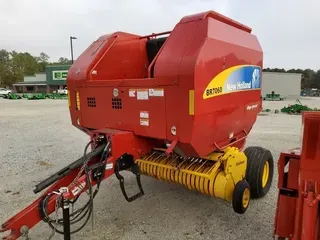 2008 New Holland BR7060