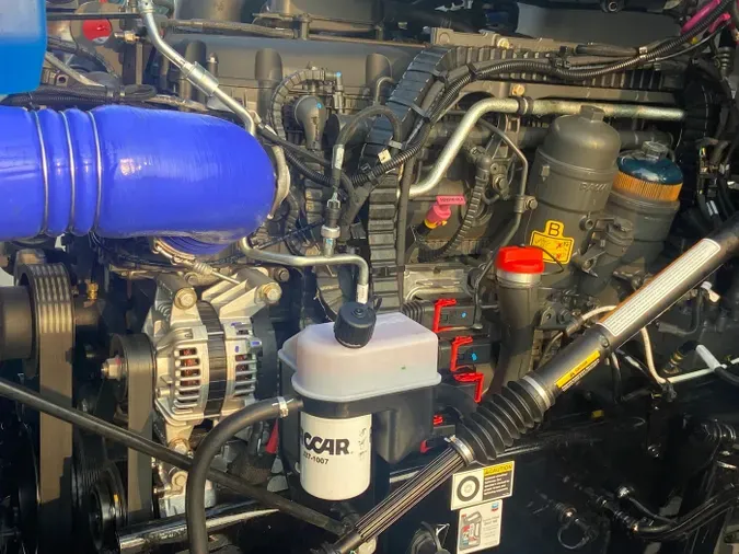 2026 Kenworth T880091bfc27d638f6eb6b1bf124f10c703e