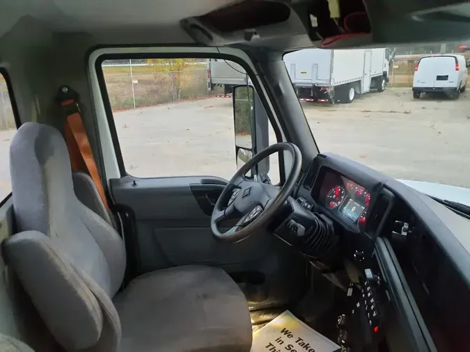 2019 NAVISTAR INTERNATIONAL LT625 DAYCAB T/A091c75d98bc180d4c4a2080ca1a86738