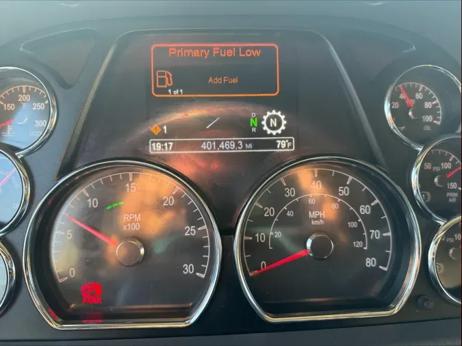 2021 Peterbilt 579