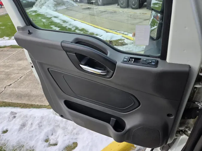 2024 International LT625