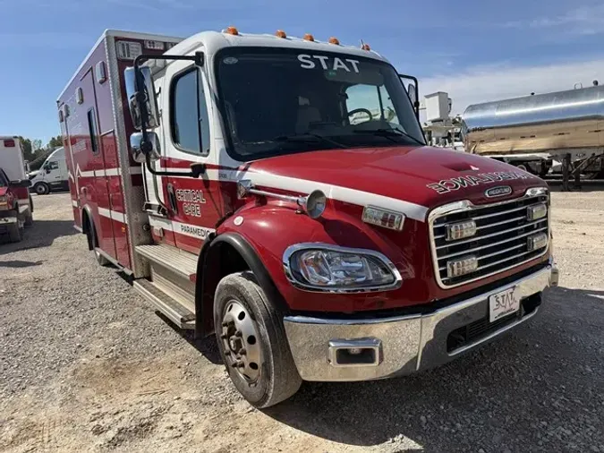 2014 FREIGHTLINER BUSINESS CLASS M2 106
