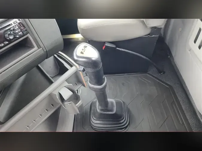 2020 VOLVO VNL300
