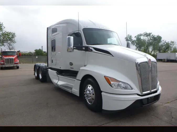2024 Kenworth T680