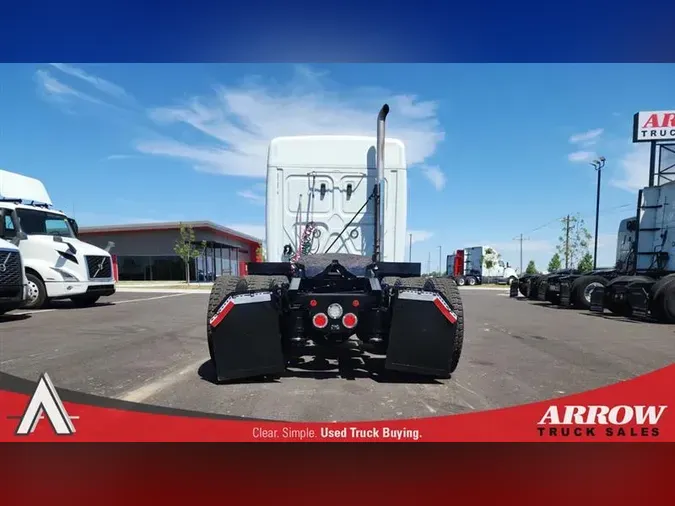 2020 FREIGHTLINER CA126