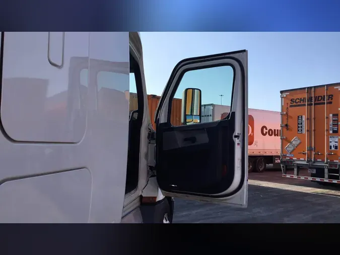 2021 Freightliner Cascadia 1260938ba8c9c52e425cf04092a84538705