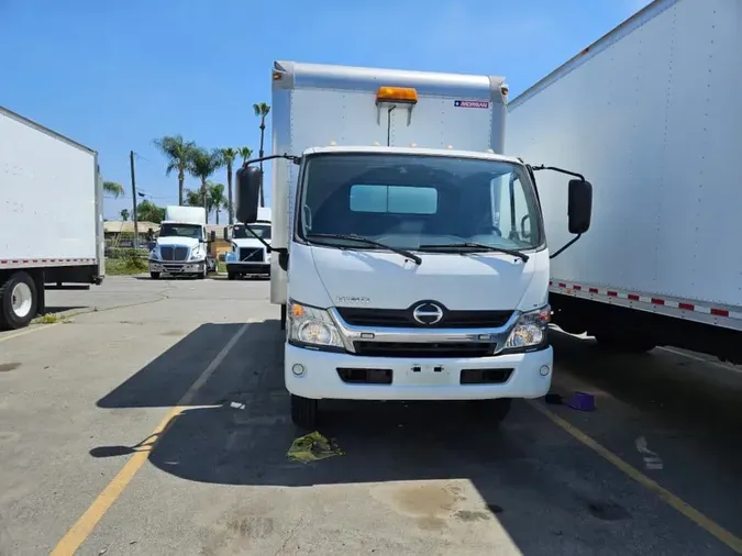 2018 HINO HINO 195