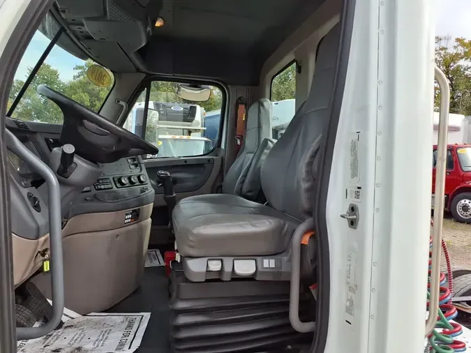 2019 FREIGHTLINER/MERCEDES CASCADIA 125