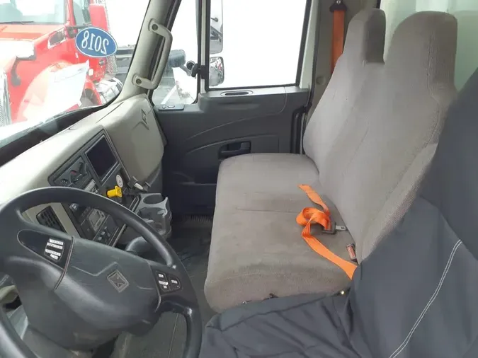2018 NAVISTAR INTERNATIONAL 4300